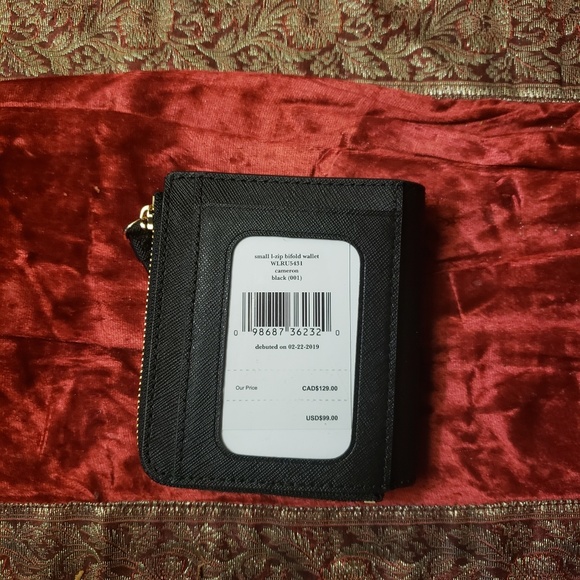 Wallet - Picture 2 of 3